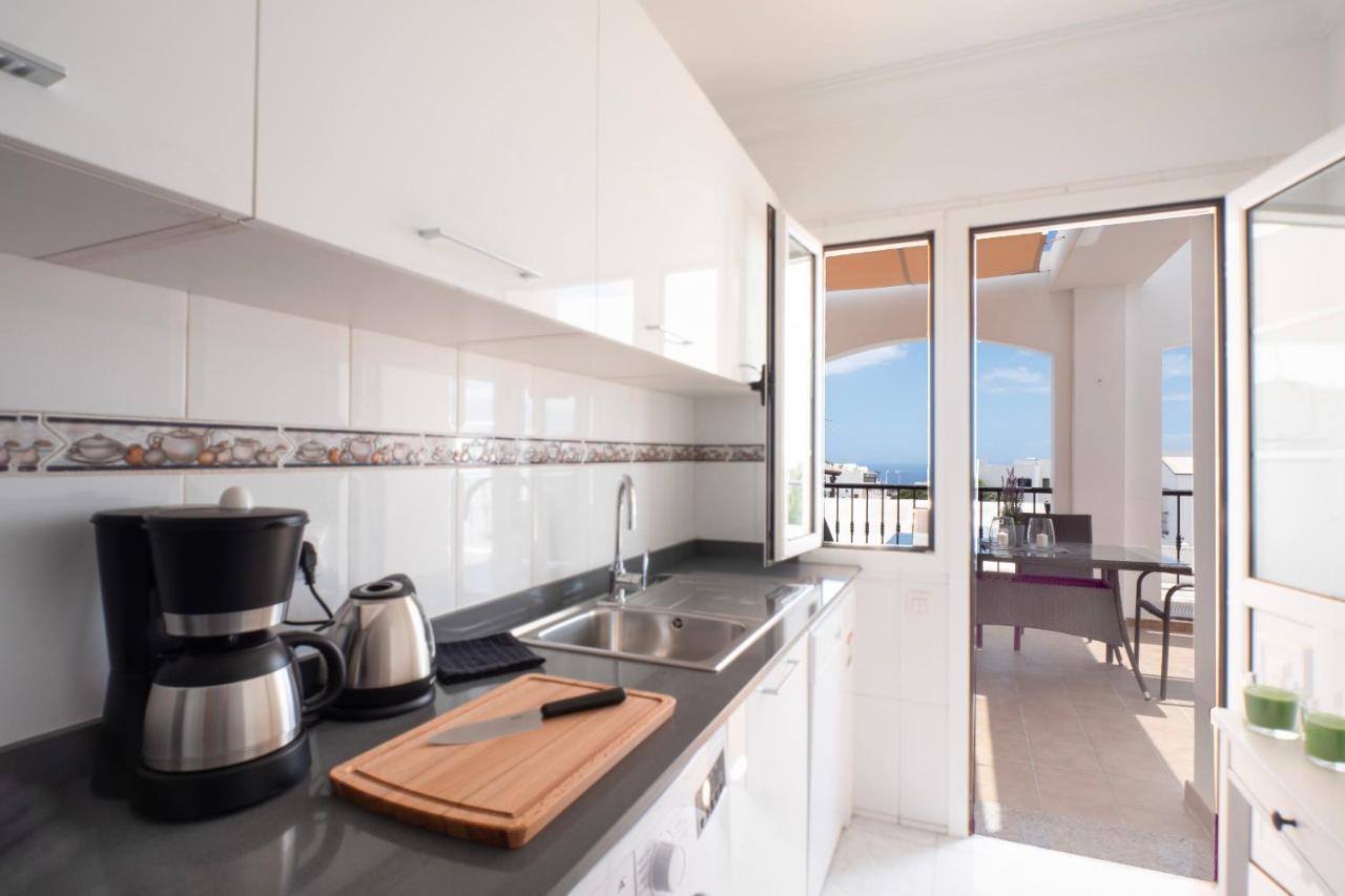 Comfortable And Modern Apartment Next To The Avenida Central In Тиас Экстерьер фото