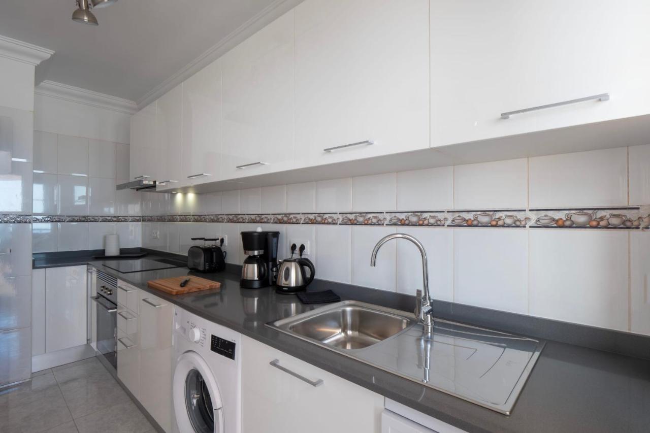Comfortable And Modern Apartment Next To The Avenida Central In Тиас Экстерьер фото